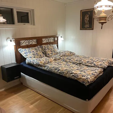 Josygaard * Austefjorden