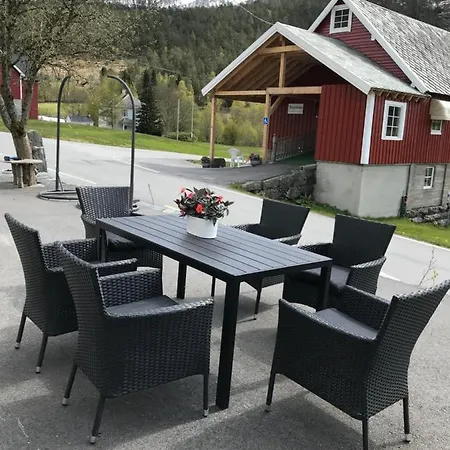 Josygaard Bed & Breakfast Austefjorden